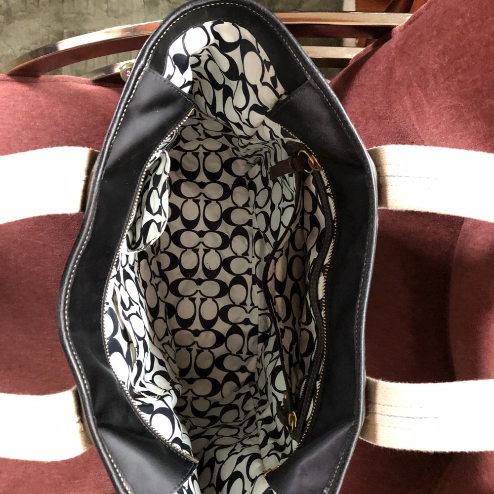 Authentic Black Coach Tote Bag - Picture 3 of 7